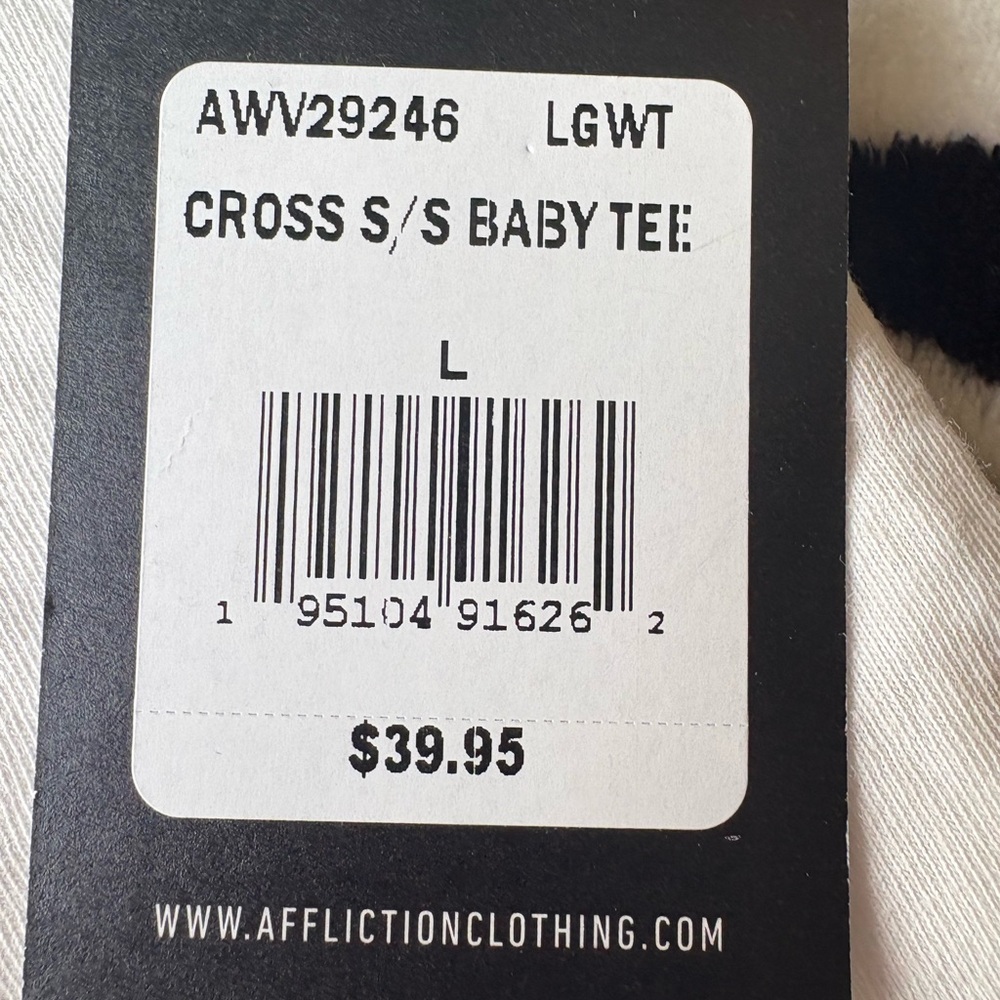 NWT Affliction Woman’s Large White Skull With Cross Short Sleeve Baby Tee - Picture 7 of 8